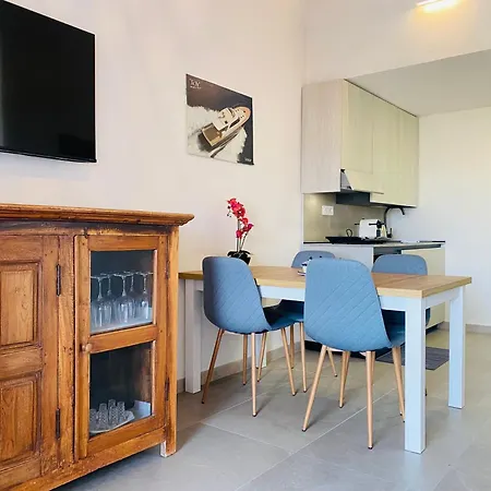 2-bedroom Loft In Apartment *